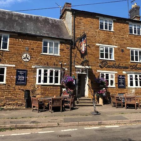 Bartholomew Arms Bed & Breakfast Maidford Екстериор снимка