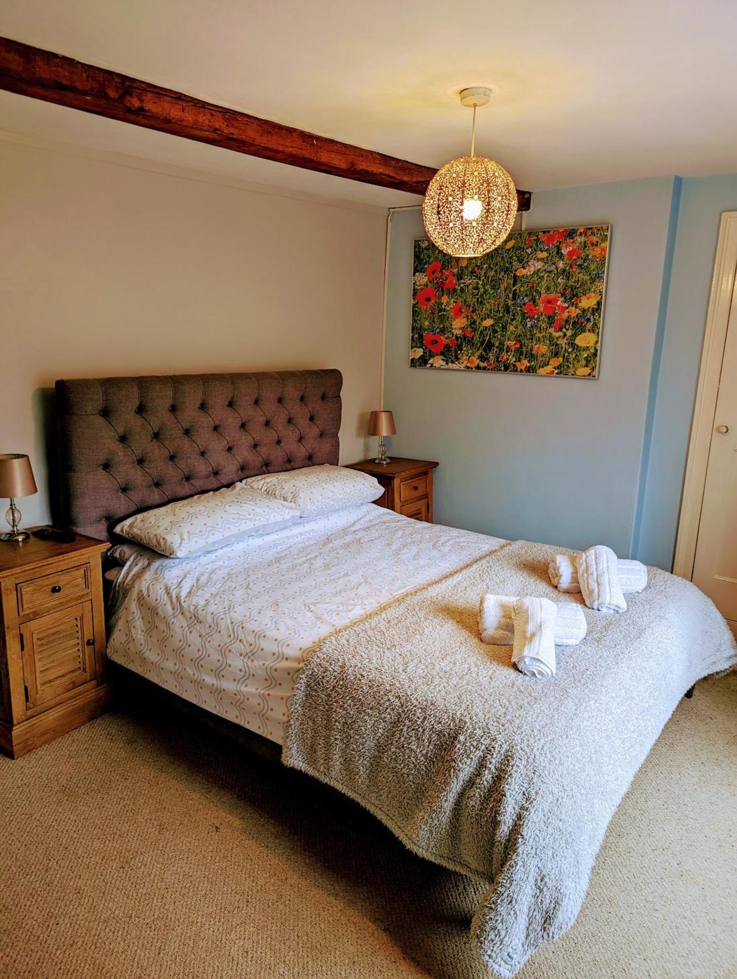 Bartholomew Arms Bed & Breakfast Maidford Екстериор снимка
