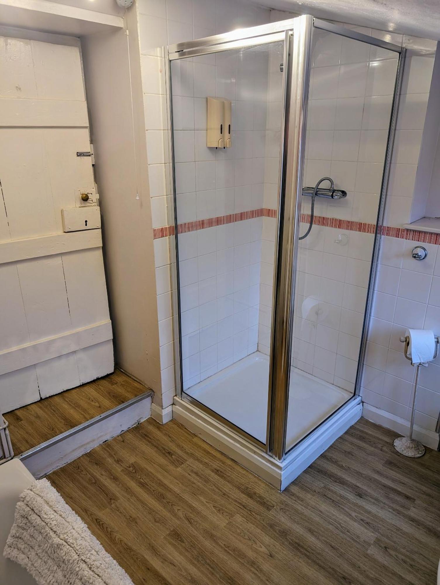 Bartholomew Arms Bed & Breakfast Maidford Екстериор снимка